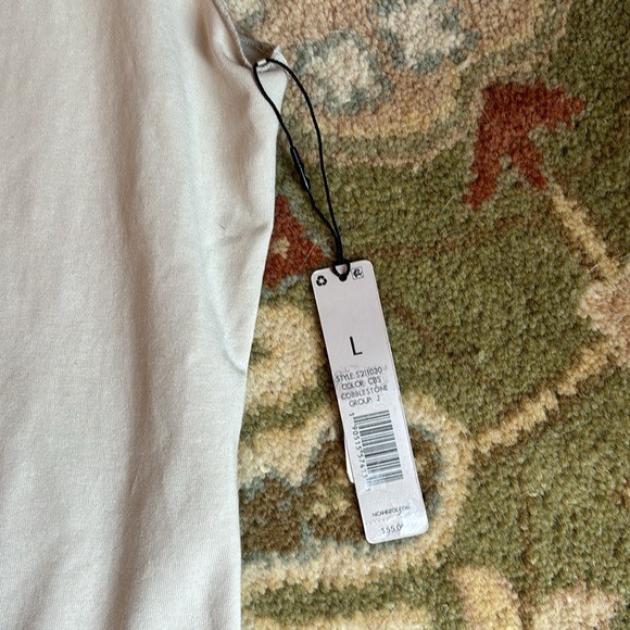 Nice and Zoe tank top - Picture 5 of 5